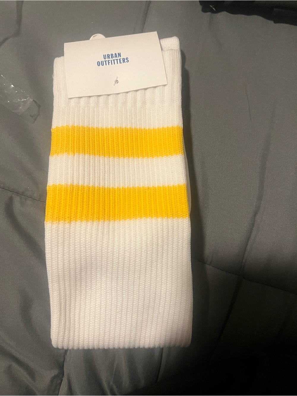 SOCKS CREW URBAN OUTFITTERS OS YELLOW STRIPE NIP